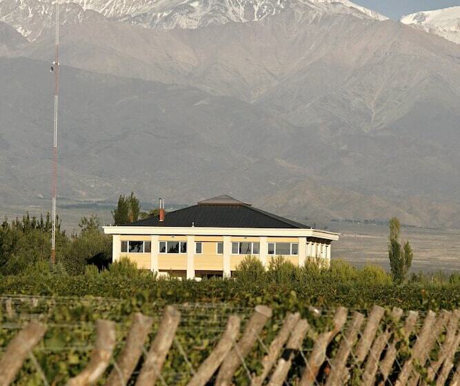 בית מלון כפרי Estancia Mendoza Wine