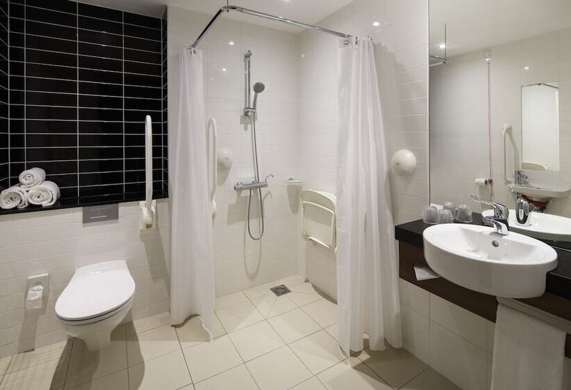 هتل Holiday Inn Express Utrecht   Papendorp, An Ihg