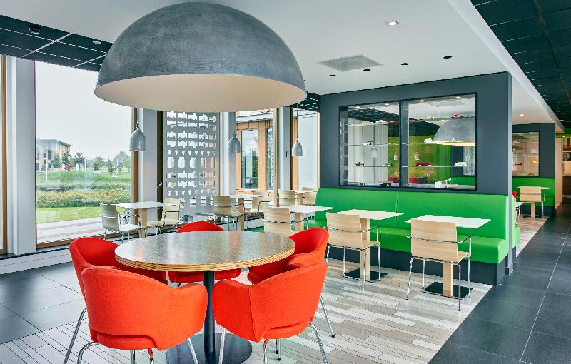 هتل Holiday Inn Express Utrecht   Papendorp, An Ihg