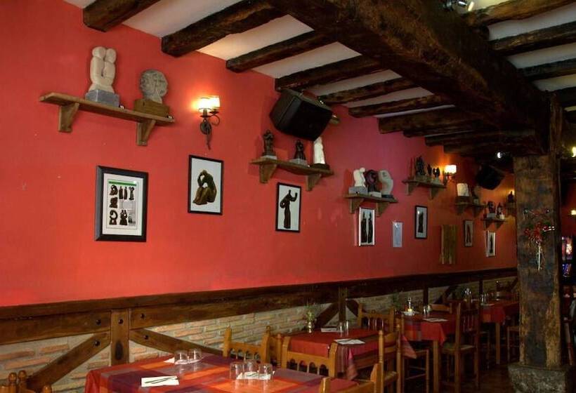 호텔 Hostal Rural Elosta