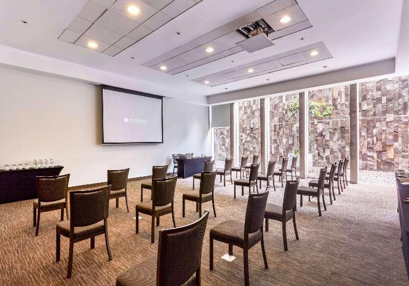 בית מלון כפרי Pullman Lima San Isidro