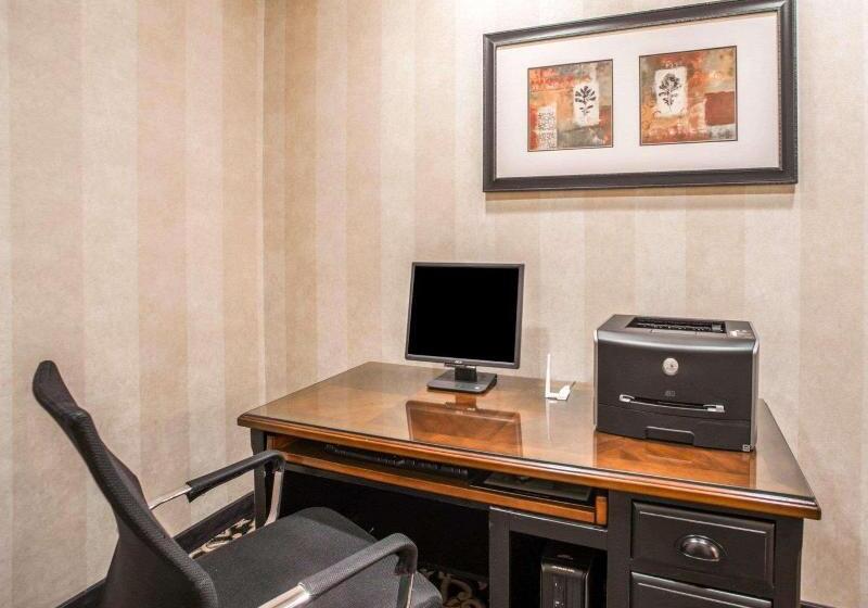 酒店 Sleep Inn & Suites Washington Near Peoria
