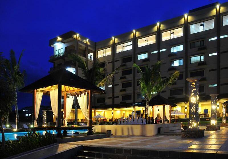 هتل The Jayakarta Suites Komodo Flores