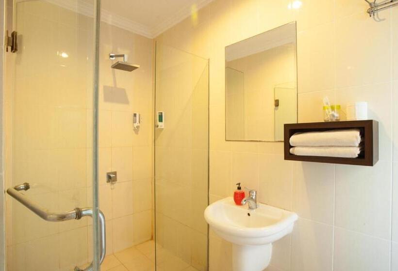 هتل The Studio Inn Nusa Dua