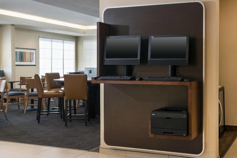 Towneplace Suites By Marriott San Diego Carlsbad / Vista