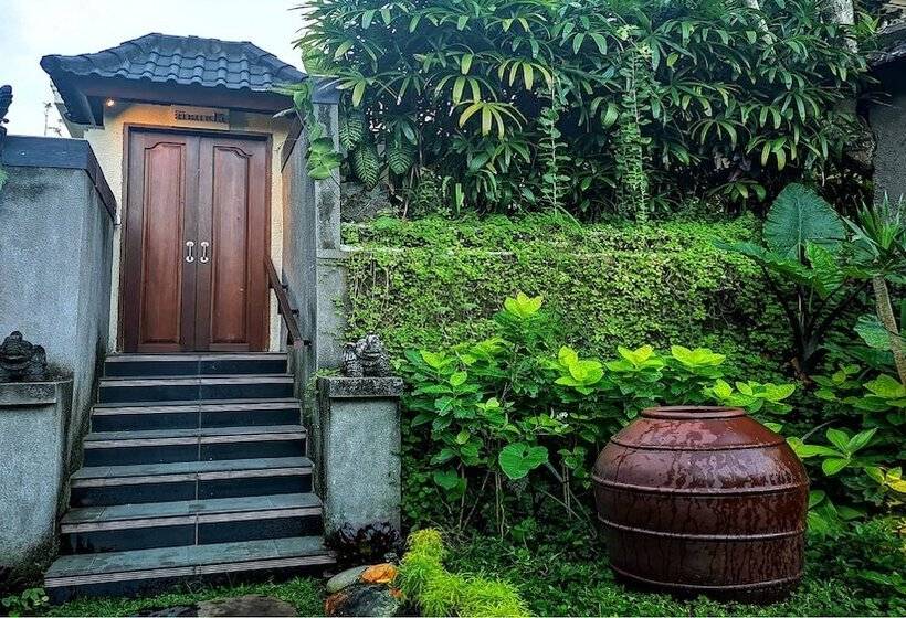 Villa Nirvana