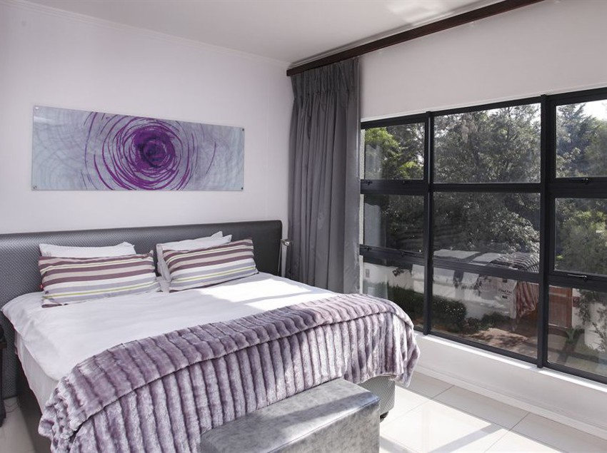 בית מלון כפרי The Capital 20 West