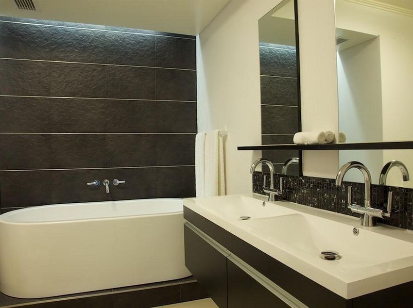 בית מלון כפרי The Capital 20 West