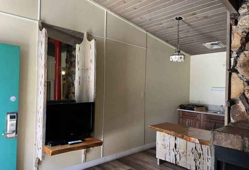 ホテル Studio 9 Big Bear