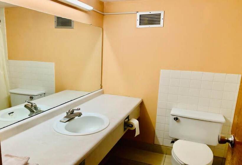 호텔 Red Carpet Inn & Suites Lima