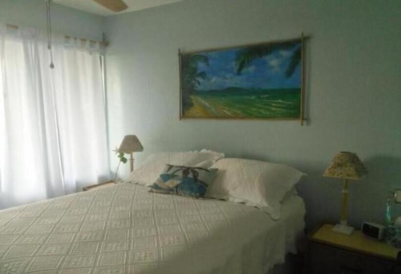 Halehoola B & B