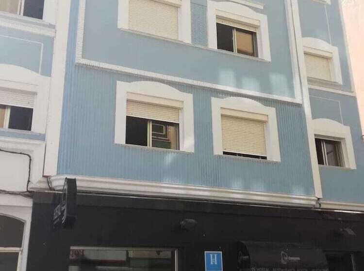 Hostal La Campana