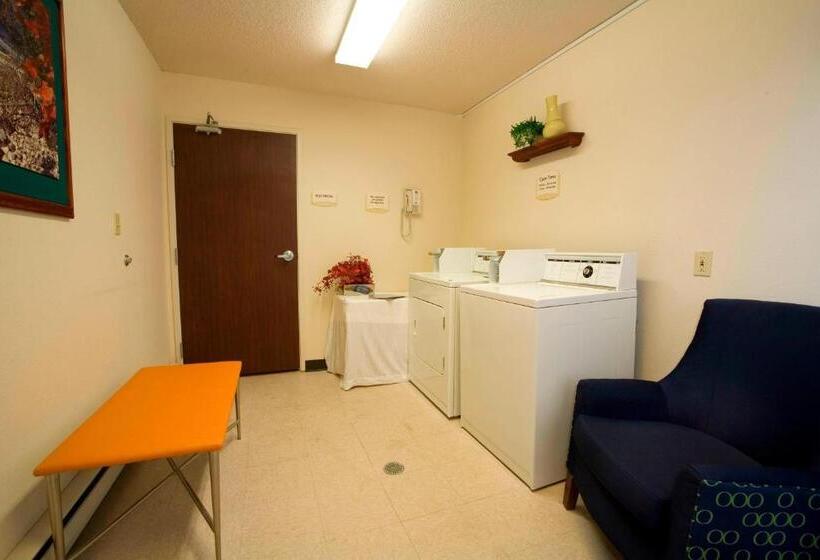 هتل Fairfield Inn & Suites Traverse City