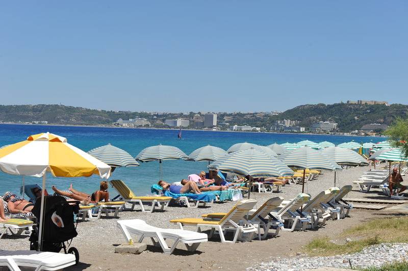 هتل Heleni Beach