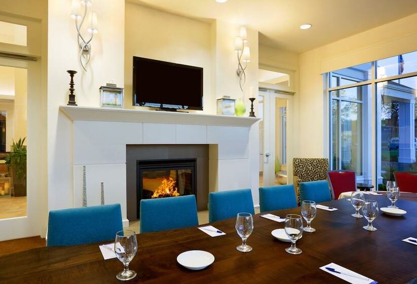 فندق Hilton Garden Inn Auburn