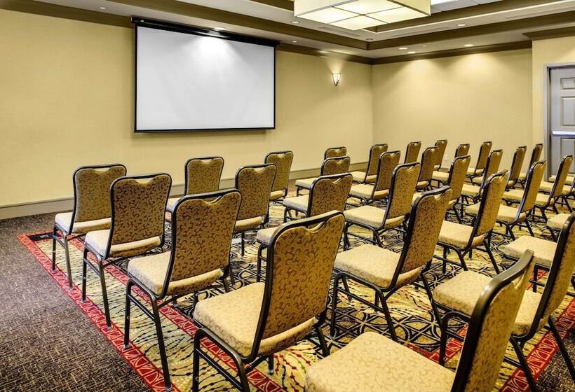 Отель Hilton Garden Inn Pittsburgh/cranberry