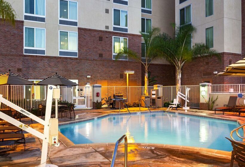 בית מלון כפרי Hyatt Place San Diego/vista Carlsbad