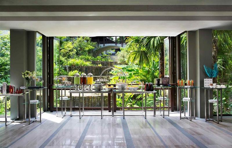 Отель Pullman Phuket Arcadia Naithon Beach