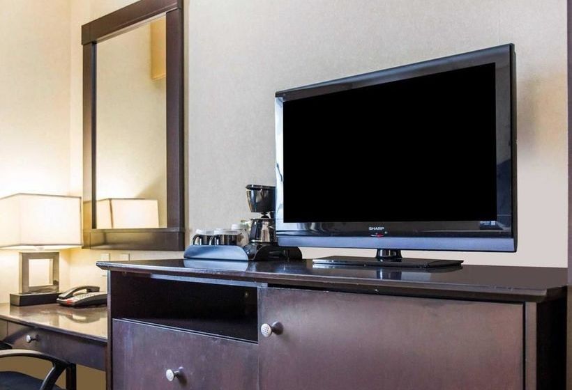 فندق Quality Inn Woodside