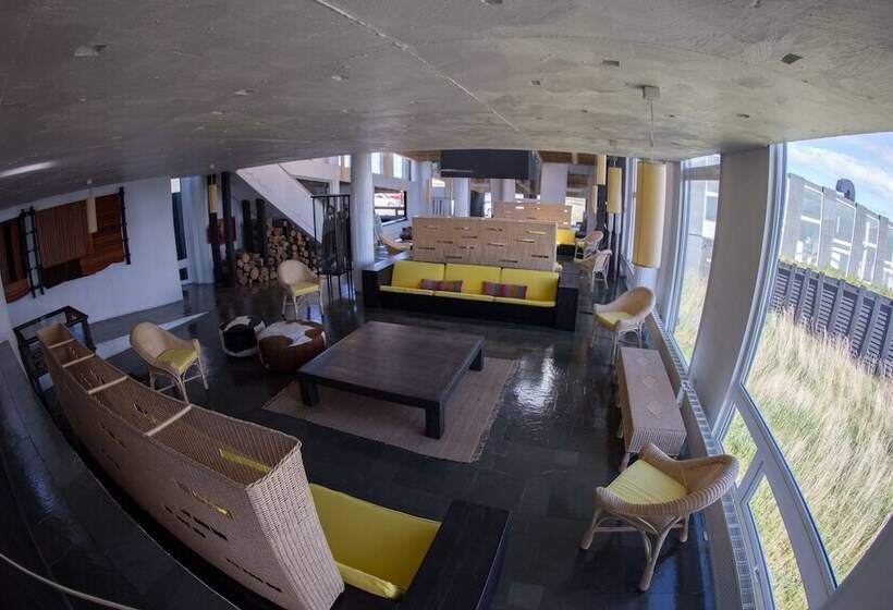 فندق Remota Patagonia Lodge