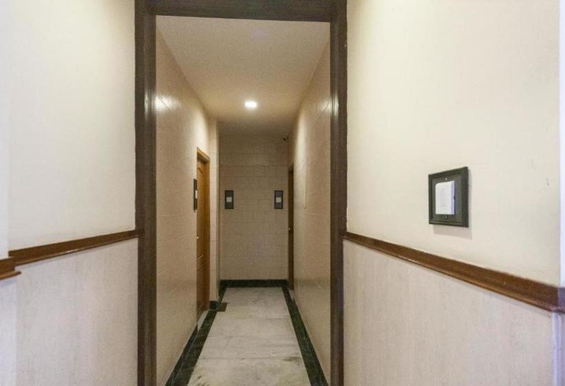 Hotel Treebo Trend Lake View Park Chennai