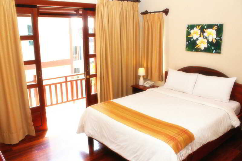 Kham Paine Hotel 2