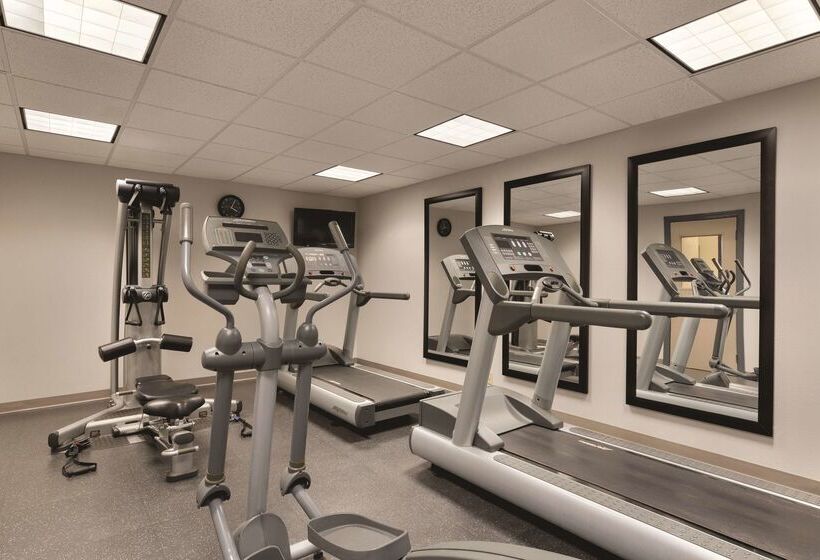 هتل Country Inn & Suites By Radisson, Madison, Al