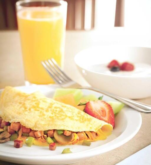 هتل Country Inn & Suites By Radisson, Madison, Al