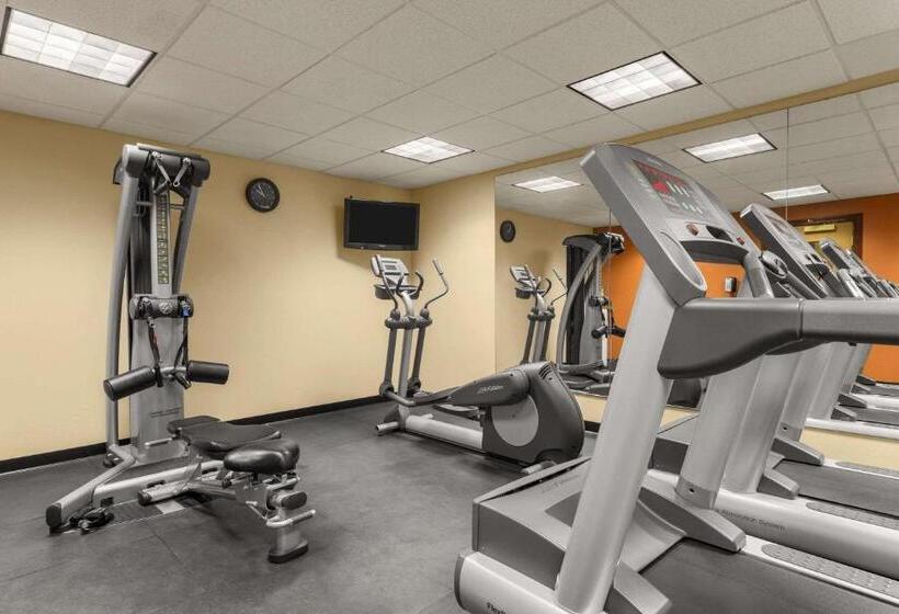 هتل Country Inn & Suites By Radisson, Madison, Al