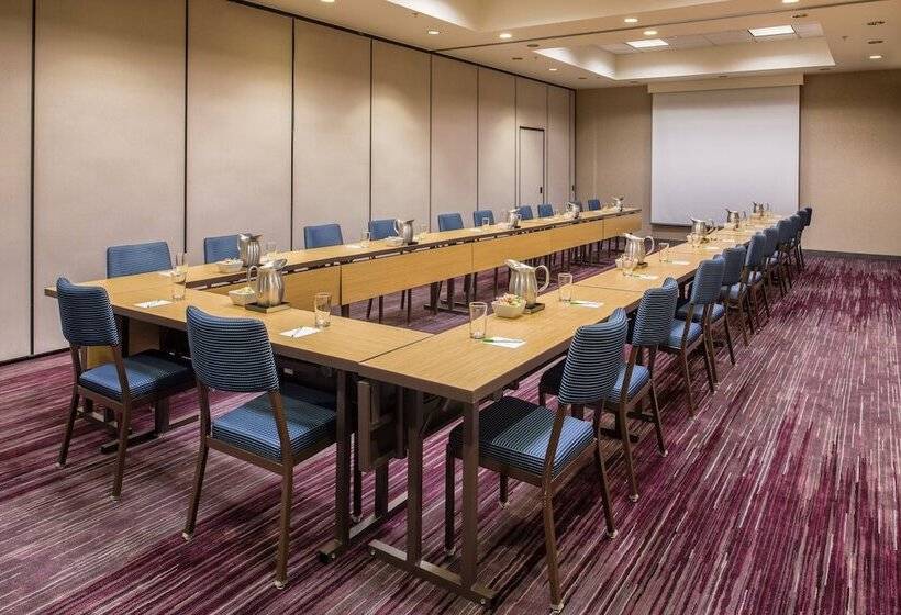 هتل Courtyard By Marriott Seattle Federal Way