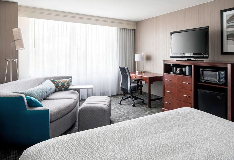 هتل Courtyard By Marriott Seattle Federal Way