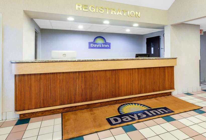 호텔 Days Inn By Wyndham Milan Sandusky South