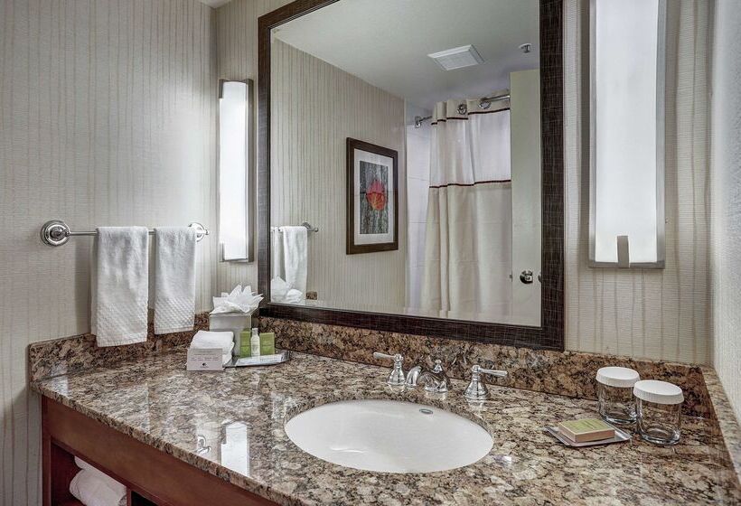 هتل Alpenrock Breckenridge, Curio Collection By Hilton