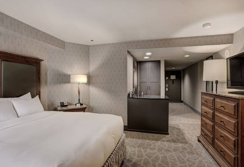 هتل Alpenrock Breckenridge, Curio Collection By Hilton