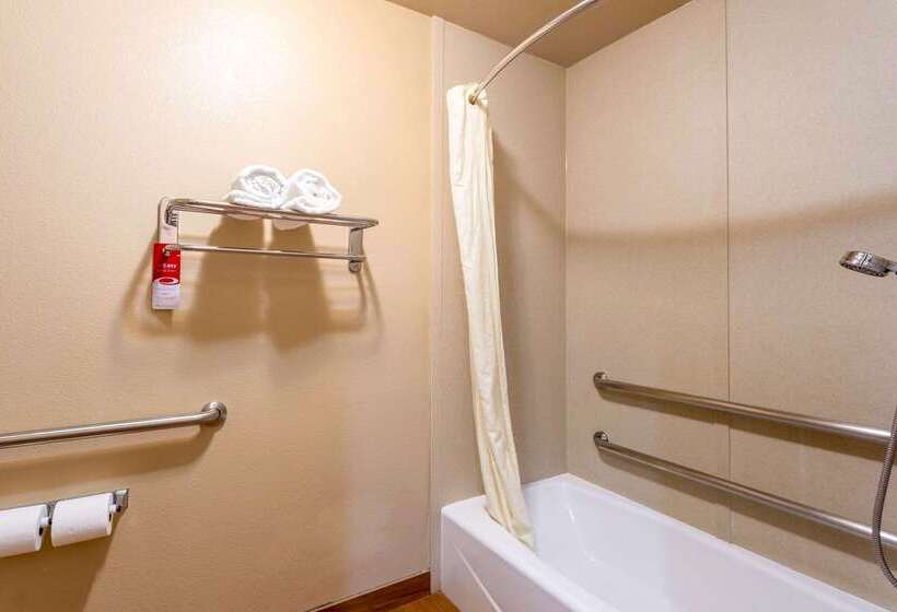 בית מלון כפרי Econo Lodge Inn & Suites Escondido Downtown