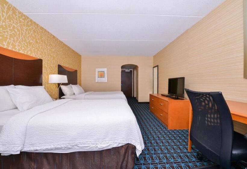 هتل Fairfield Inn Rochester Airport