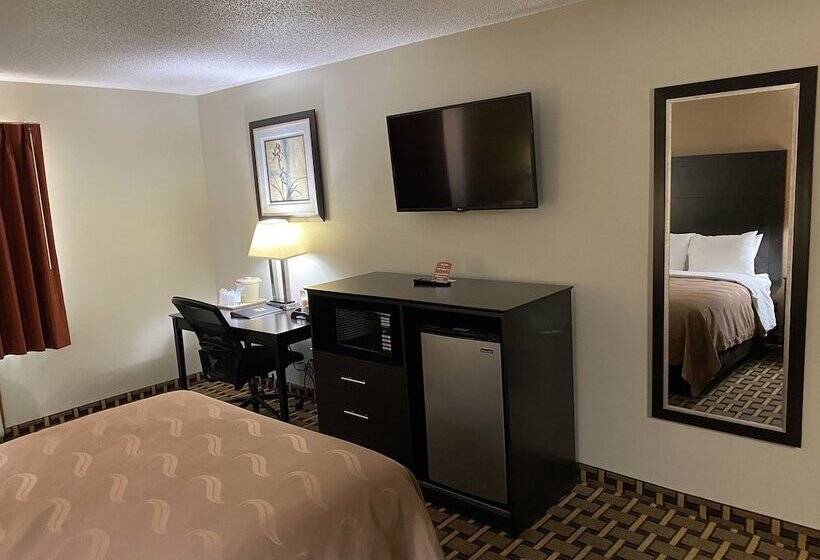 בית מלון כפרי Quality Inn Morton At I74