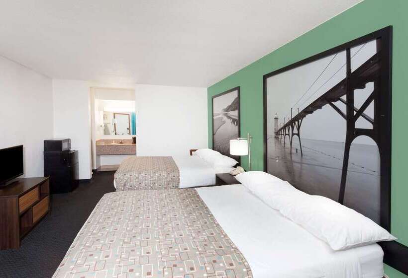 Отель Super 8 By Wyndham Stevensville St Joseph