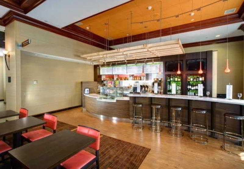 هتل Courtyard By Marriott Norfolk Downtown
