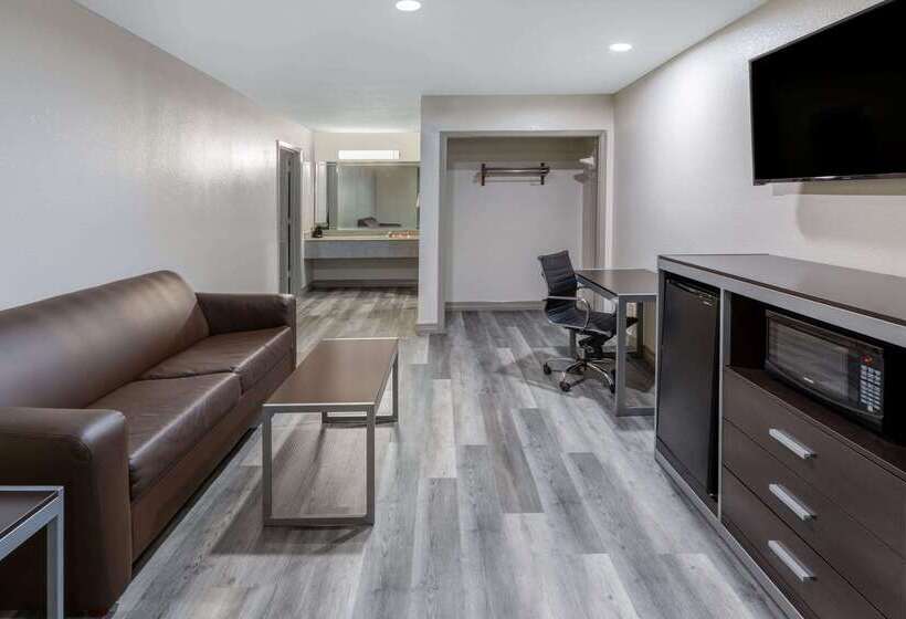 בית מלון כפרי Days Inn By Wyndham Baytown Tx