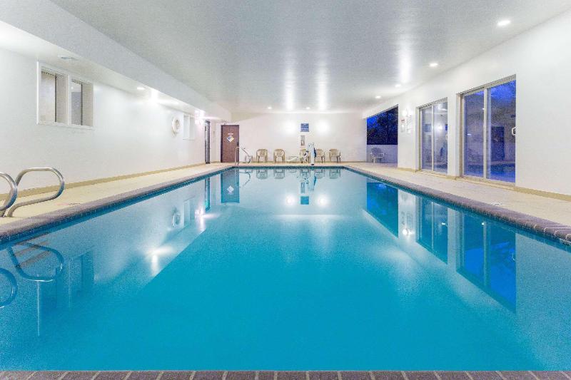 فندق Days Inn By Wyndham Colorado Springs Airport