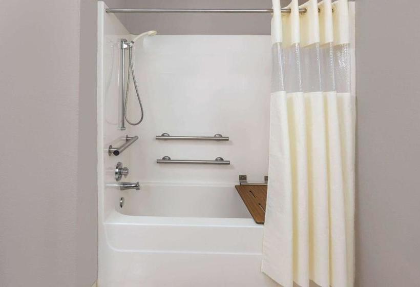 فندق Days Inn By Wyndham Galliano La