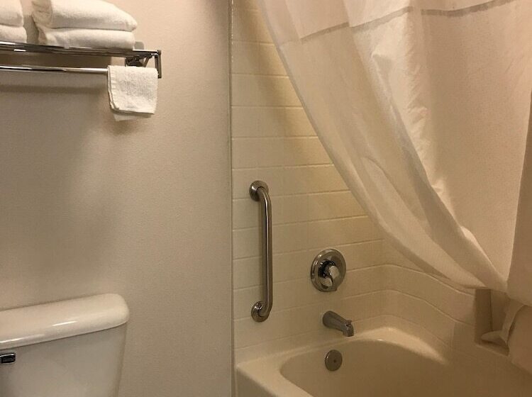호텔 Days Inn & Suites By Wyndham Gresham