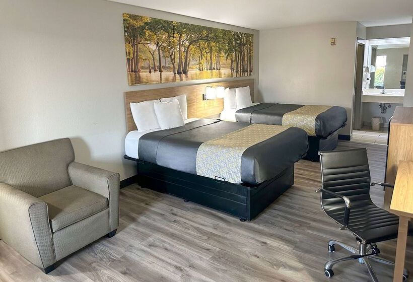 בית מלון כפרי Days Inn & Suites By Wyndham Opelousas