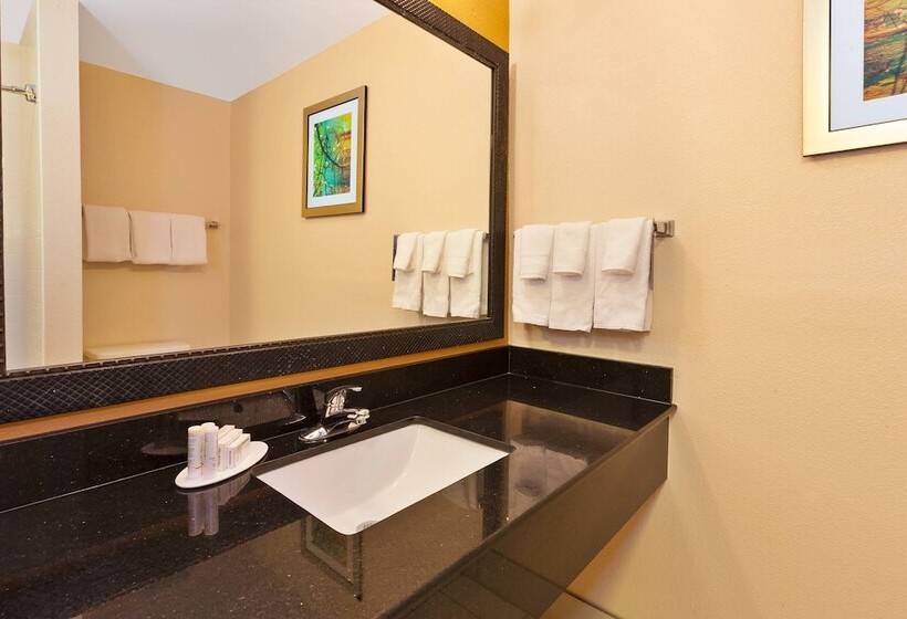 호텔 Fairfield Inn & Suites By Marriott Columbus East