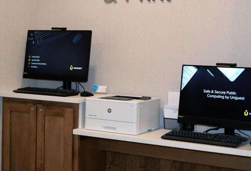 فندق Fairfield By Marriott Youngstown/austintown