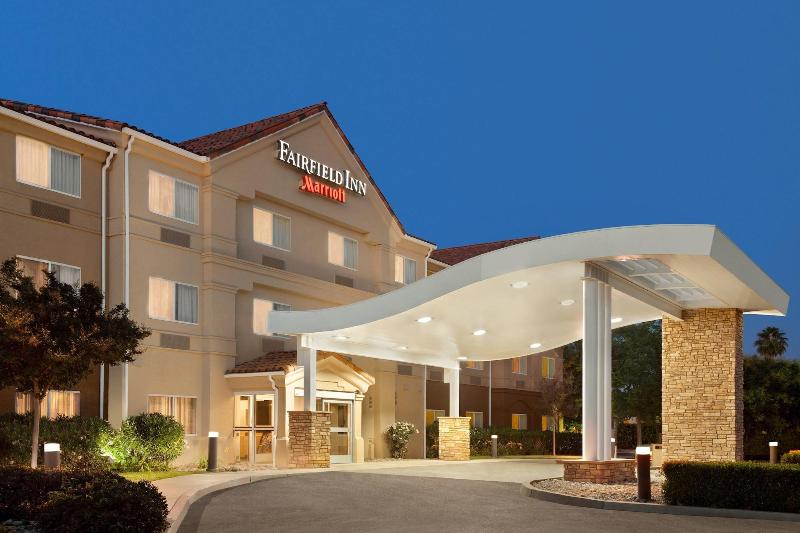 هتل Fairfield Inn By Marriott Visalia Sequoia