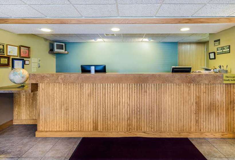 בית מלון כפרי Rodeway Inn