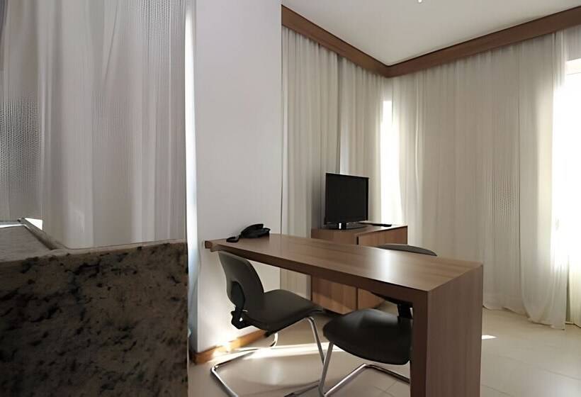 בית מלון כפרי Saint Moritz Hplus Express