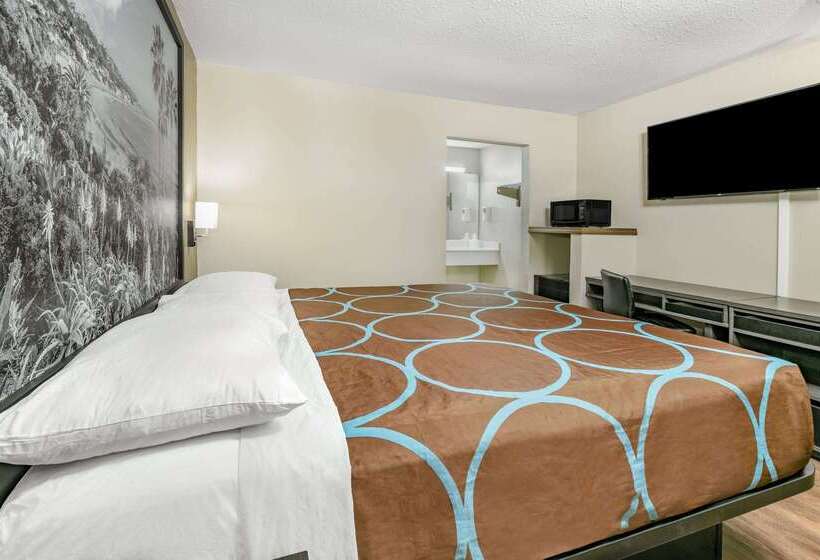 فندق Super 8 By Wyndham Moss Point